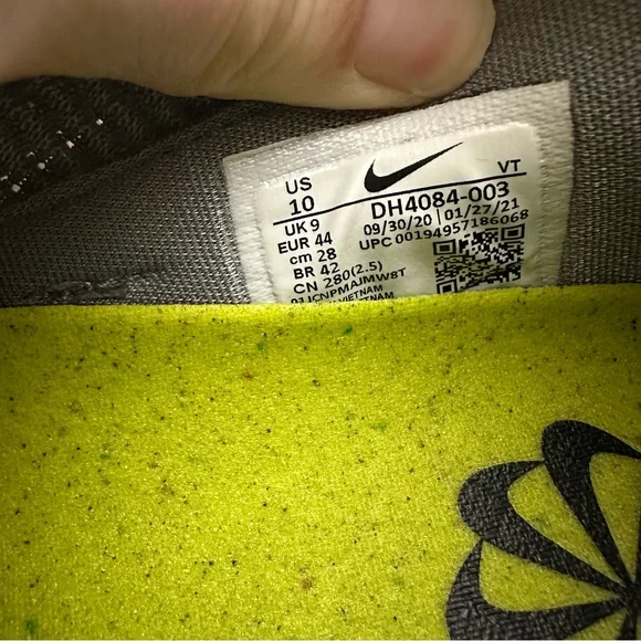 Nike Air Vapormax 2021 Flyknit Gray & Lime Men’s Training Sneaker Size Size 10 - Picture 9 of 10